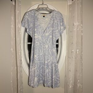 Universal Thread Light Blue Linen Floral Dress - S